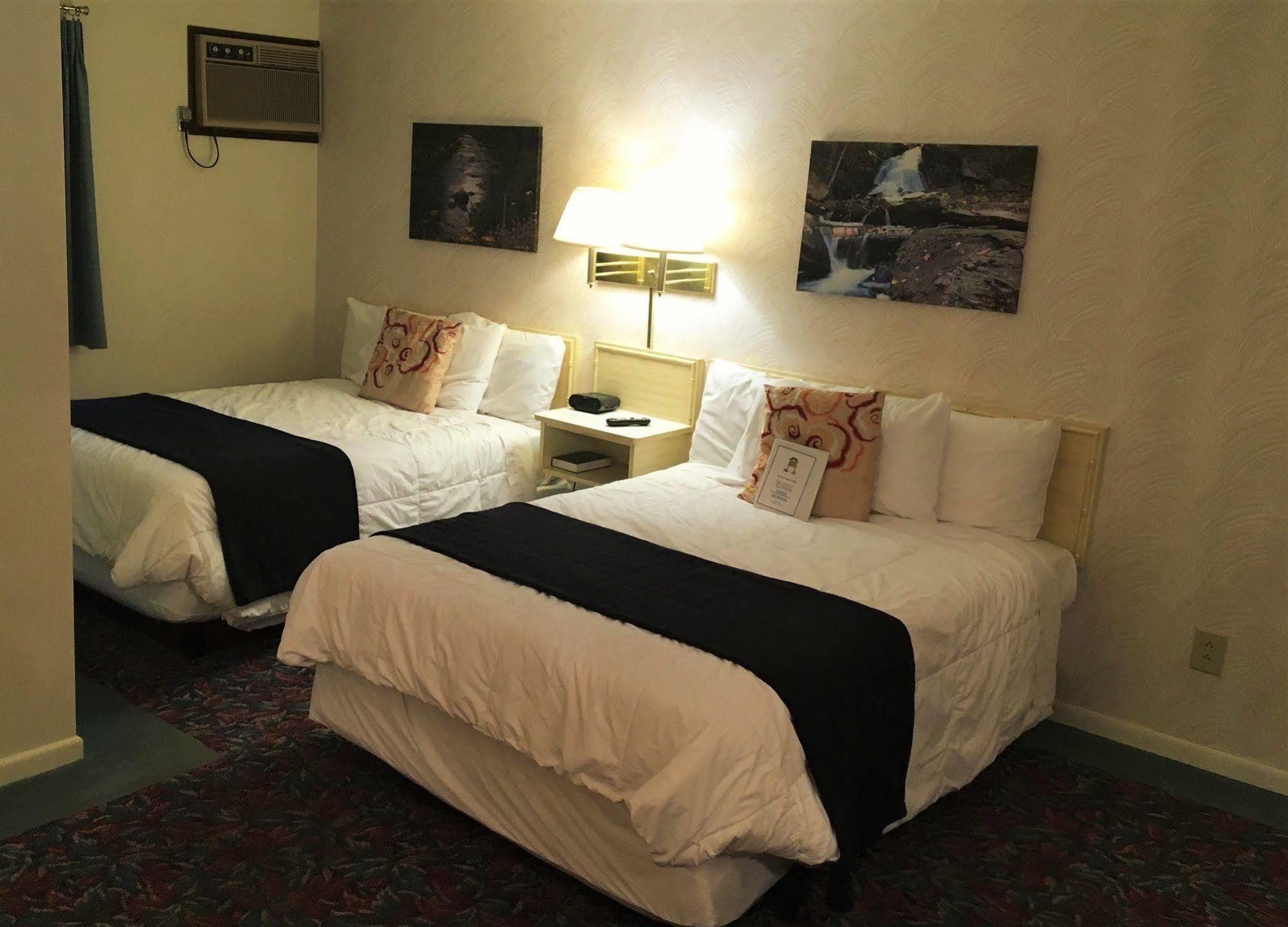 Cedar Motor Inn มาร์เคท ภายนอก รูปภาพ